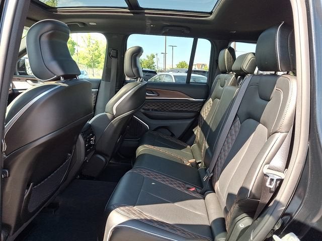 2023 Jeep Grand Cherokee Summit 4x4