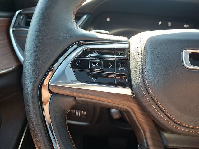 2023 Jeep Grand Cherokee Summit 4x4