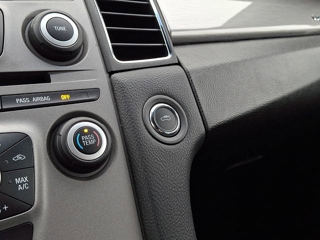 2019 Ford Taurus SEL