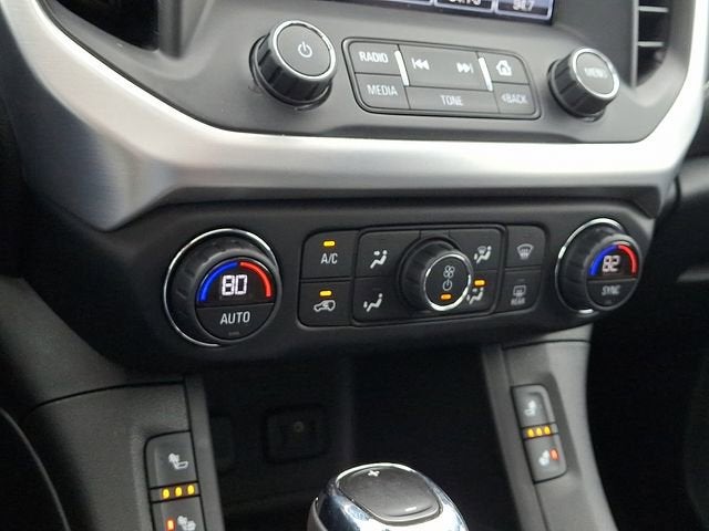 2017 GMC Acadia SLT