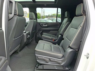 2023 GMC Yukon XL SLT