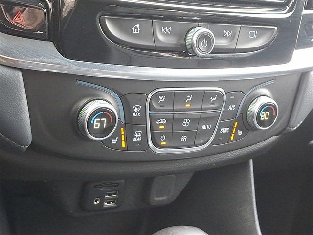 2021 Chevrolet Traverse LT Leather