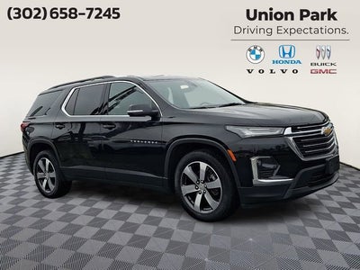 2023 Chevrolet Traverse LT Leather