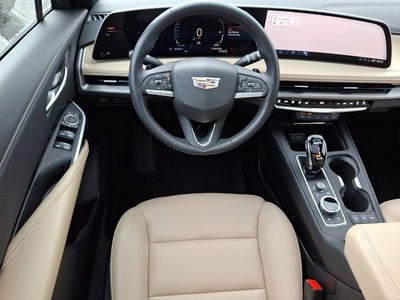 2024 Cadillac XT4 Luxury