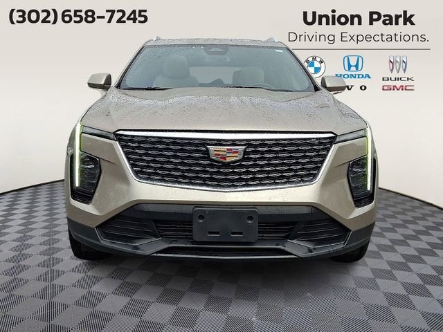 2024 Cadillac XT4 Luxury