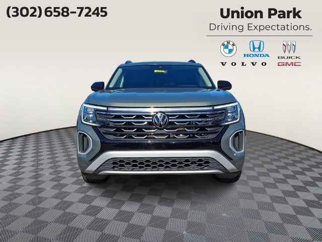 2024 Volkswagen Atlas 2.0T Peak Edition SE w/Technology