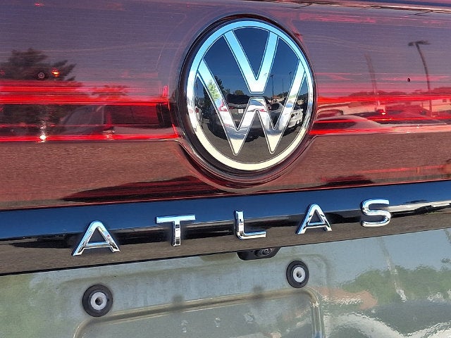 2024 Volkswagen Atlas 2.0T Peak Edition SE w/Technology