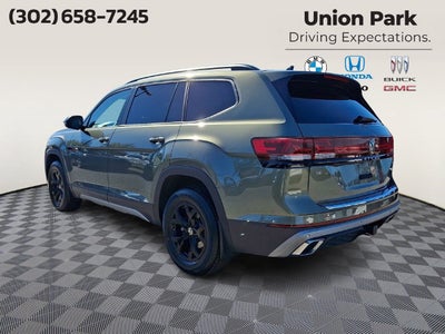 2024 Volkswagen Atlas 2.0T Peak Edition SE w/Technology