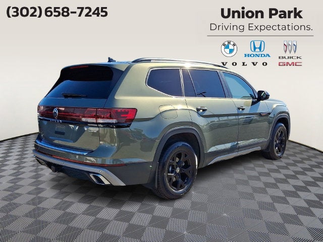 2024 Volkswagen Atlas 2.0T Peak Edition SE w/Technology