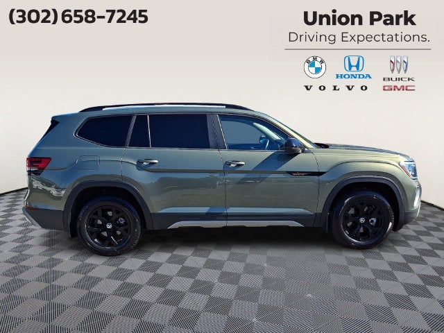 2024 Volkswagen Atlas 2.0T Peak Edition SE w/Technology