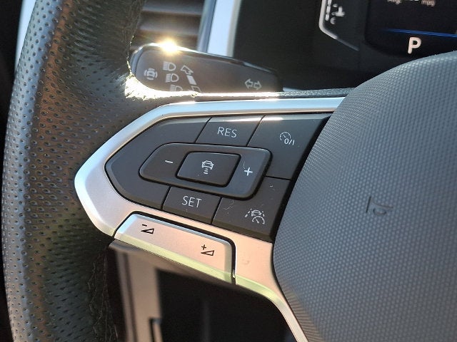 2021 Volkswagen Atlas 3.6L V6 SEL Premium R-Line