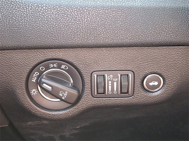 2019 Chrysler 300 Limited