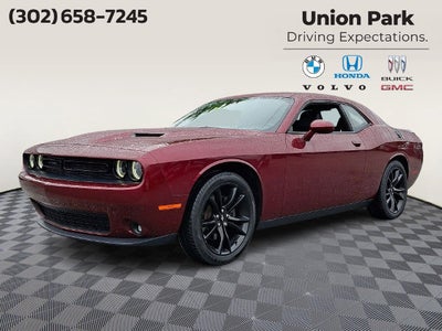 2018 Dodge Challenger SXT Plus