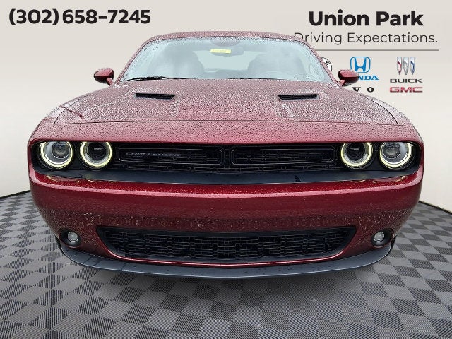 2018 Dodge Challenger SXT Plus