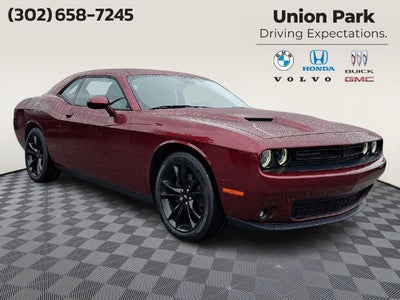 2018 Dodge Challenger SXT Plus