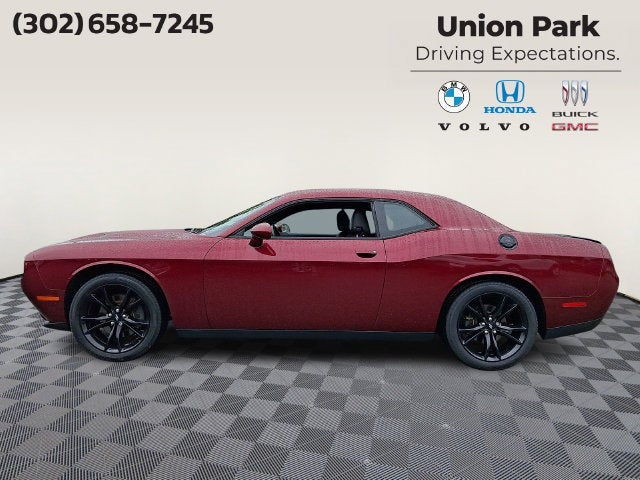 2018 Dodge Challenger SXT Plus