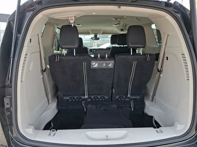 2020 Chrysler Pacifica Touring L