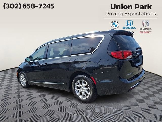 2020 Chrysler Pacifica Touring L