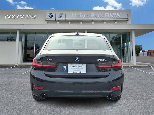 2022 BMW 3 Series 330e xDrive