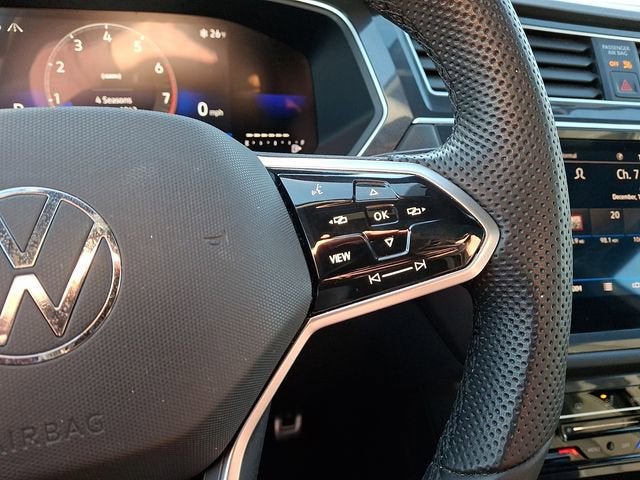 2024 Volkswagen Tiguan SE R-Line Black