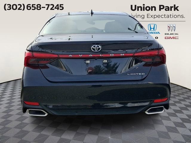 2019 Toyota Avalon XLE