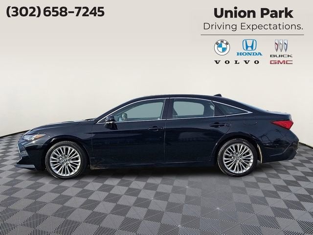 2019 Toyota Avalon XLE