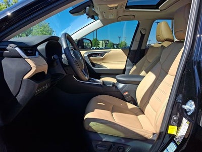 2021 Toyota RAV4 Hybrid LE