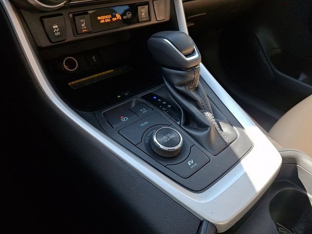 2021 Toyota RAV4 Hybrid LE