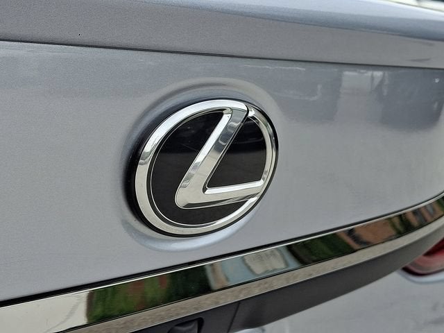 2023 Lexus ES ES 350 F SPORT Handling