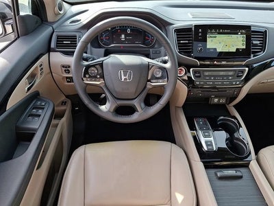 2020 Honda Pilot AWD Touring 8 Passenger