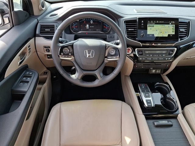 2020 Honda Pilot AWD Touring 8 Passenger