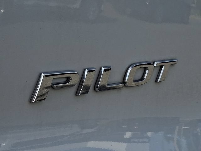 2020 Honda Pilot AWD Touring 8 Passenger