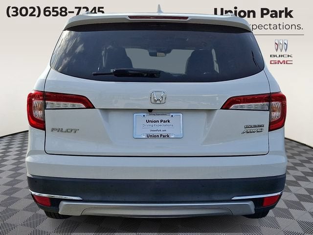 2020 Honda Pilot AWD Touring 8 Passenger