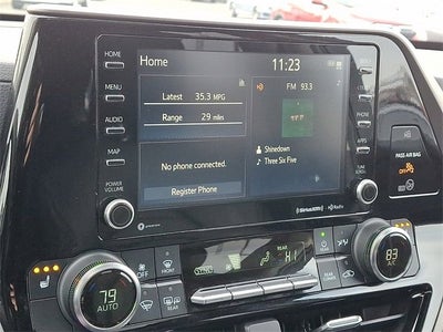 2022 Toyota Highlander Hybrid XLE