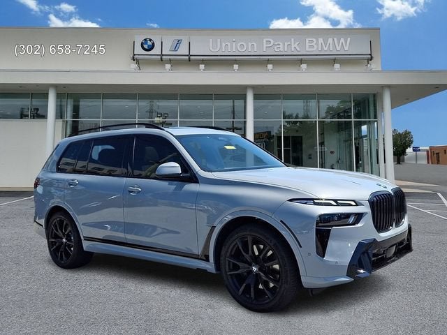 2023 BMW X7 xDrive40i