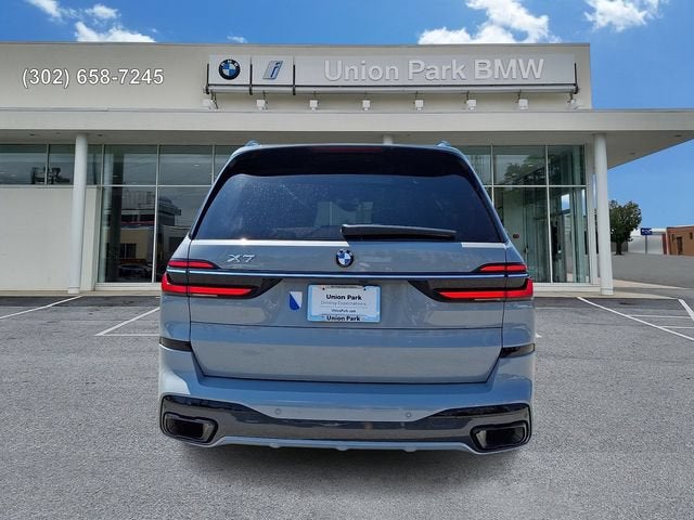 2023 BMW X7 xDrive40i