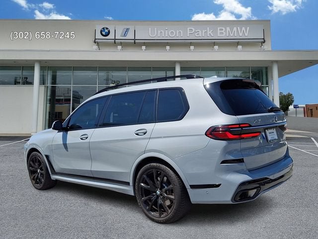 2023 BMW X7 xDrive40i