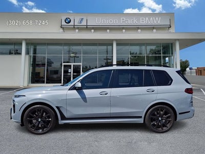 2023 BMW X7 xDrive40i