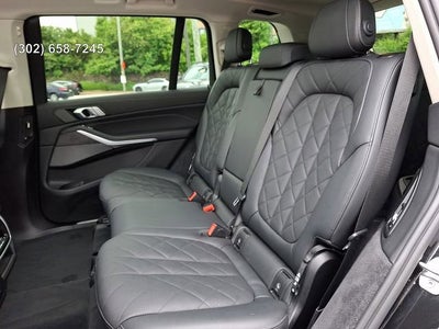 2023 BMW X7 xDrive40i