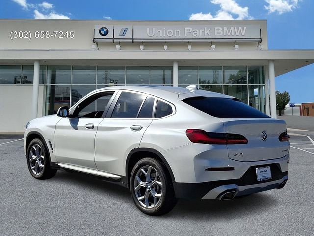 2025 BMW X4 xDrive30i