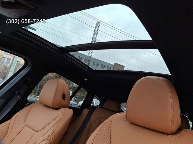 2025 BMW X4 xDrive30i