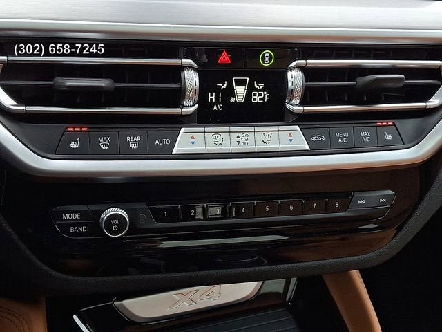 2025 BMW X4 xDrive30i