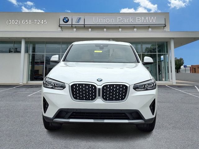 2025 BMW X4 xDrive30i