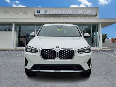 2025 BMW X4 xDrive30i