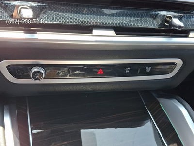 2025 BMW X6 xDrive40i