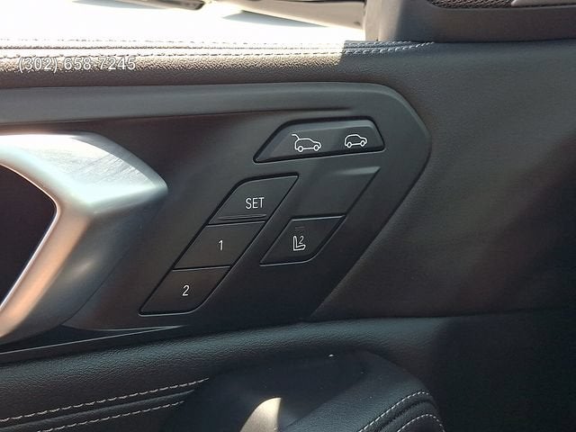 2025 BMW X6 xDrive40i