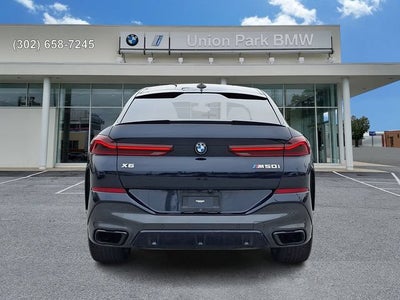2022 BMW X6 M50i