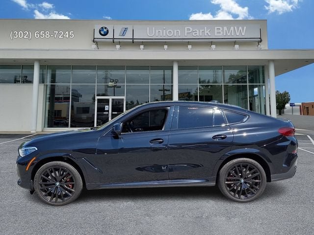 2022 BMW X6 M50i