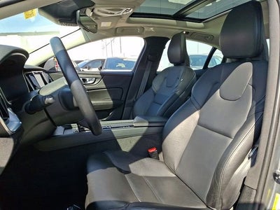 2020 Volvo S60 Momentum