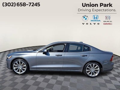 2020 Volvo S60 Momentum